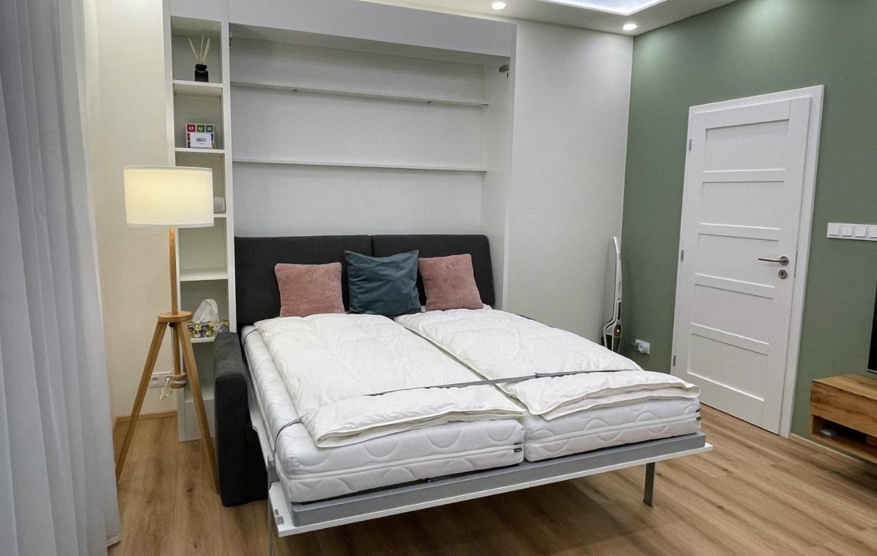 אברטאמי Apartman Plesivec U Sjezdovky מראה חיצוני תמונה
